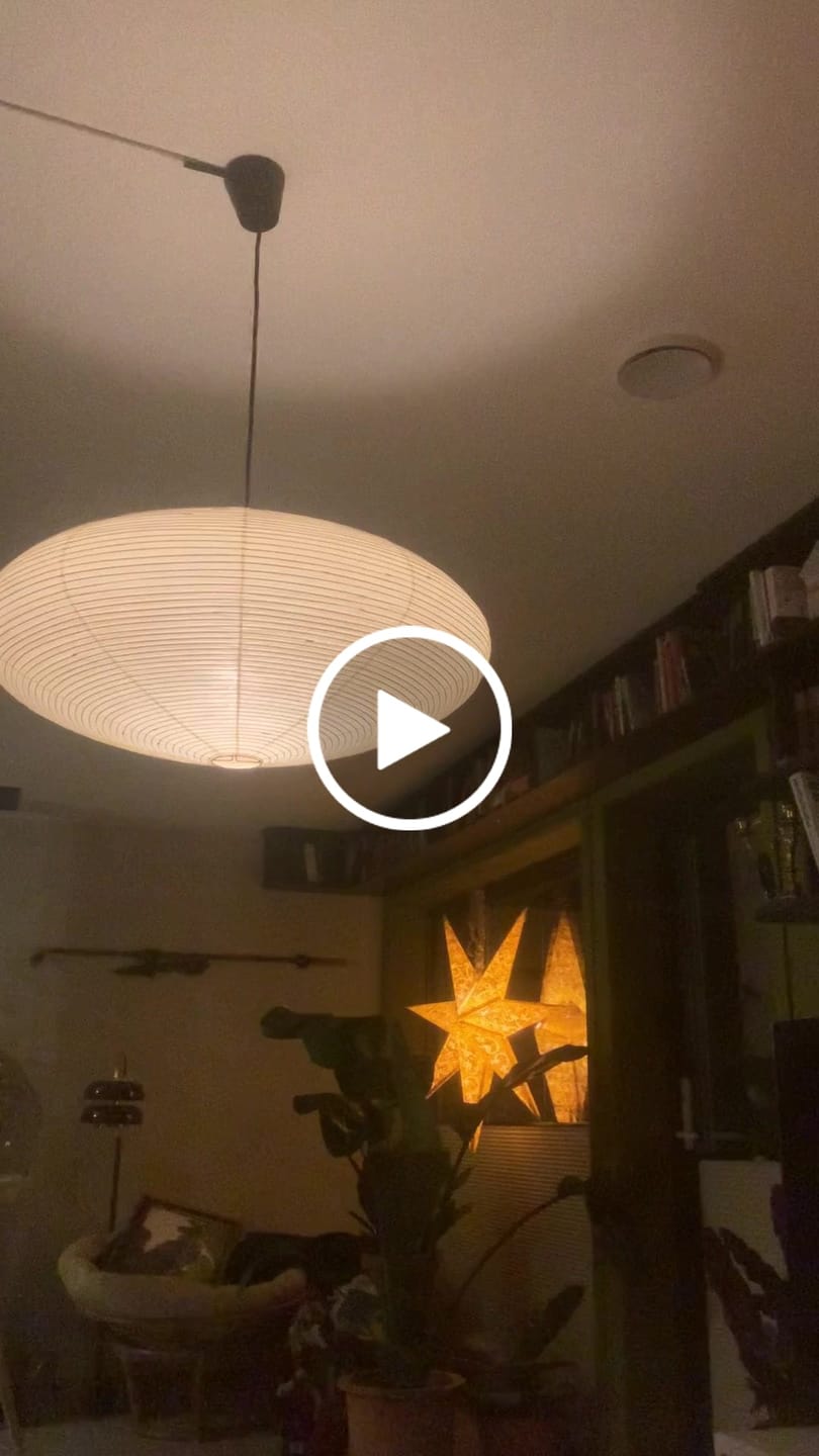 Customer video review of Vitra Akari 21A, taklampe