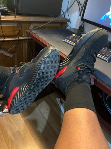 Customer photo review of WorkGuard - Orthopädischer Arbeits- & Sicherheitsschuh