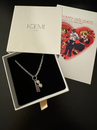 Customer photo review of Nanami Necklace