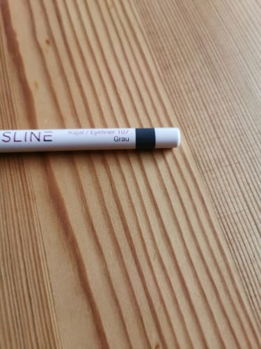 Customer photo review of 107 - Kajal / Eyeliner Grau