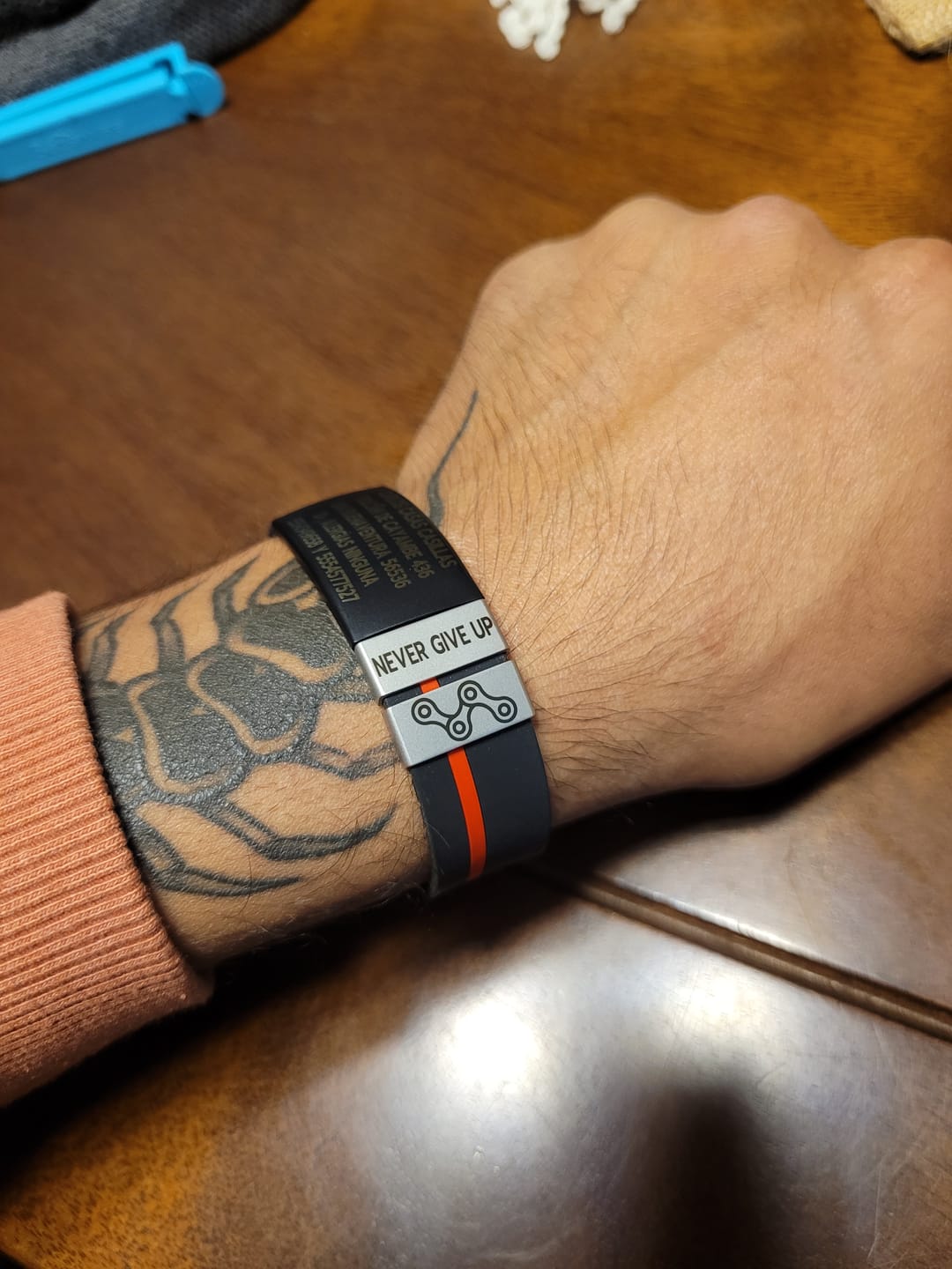 Customer photo review of AxoID - Brazalete de Emergencia