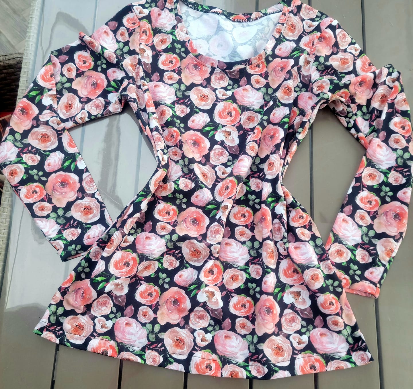 Customer photo review of Bloomed Roses Cotton Jersey Fabric