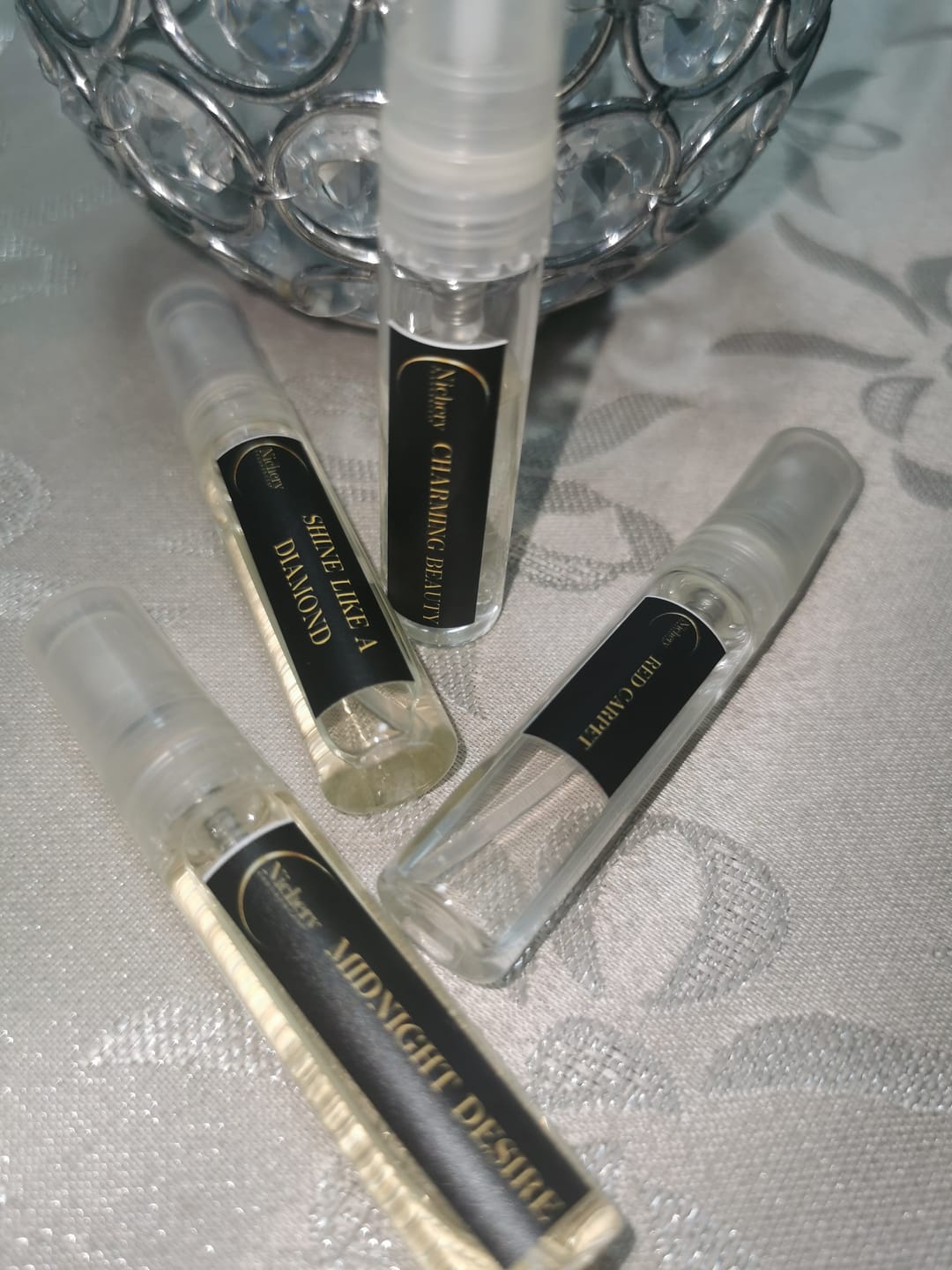 Customer photo review of 6x2 ml Női & Unisex csomag: Charming Beauty-Supernova-Magic-Botanica-Midnight Desire-Kiss Me in Paris