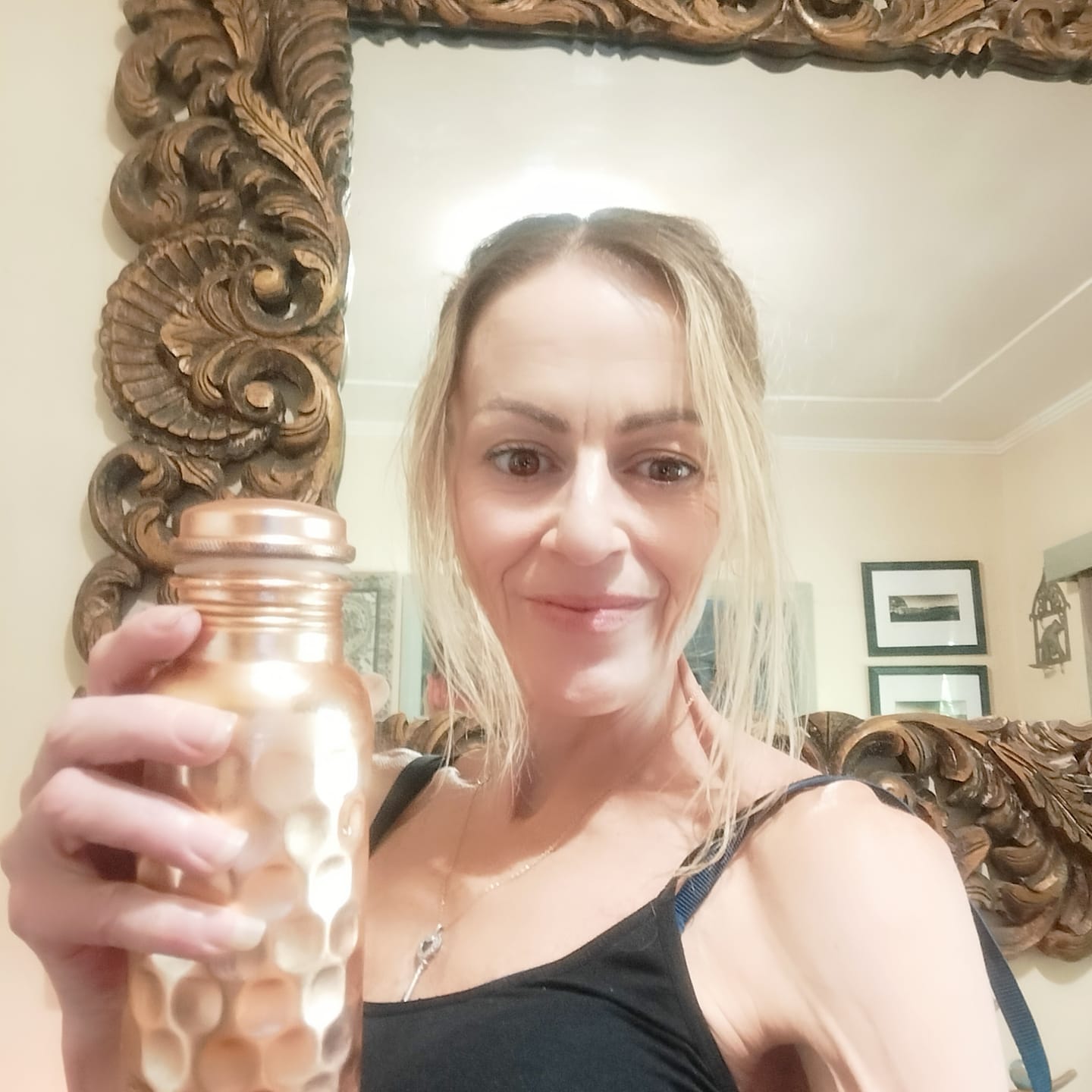 Customer photo review of Diamond Copper Water Bottle