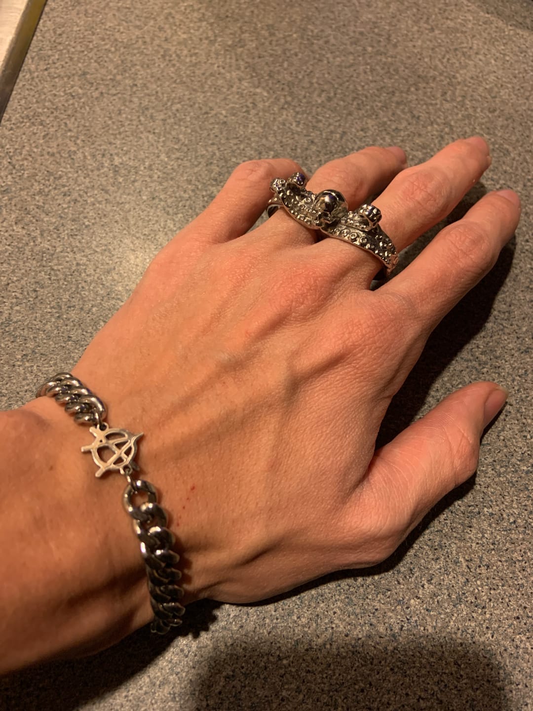 Customer photo review of DOUBLE FINGER OCTOSKULL RING