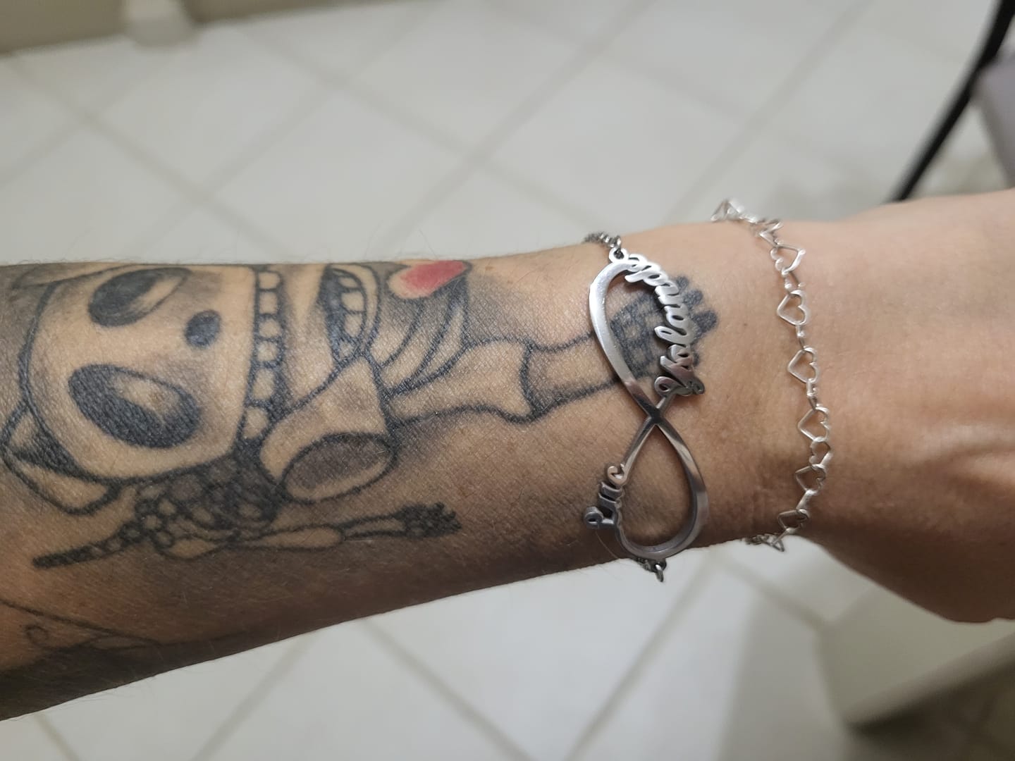 Customer photo review of Bracelet Infini