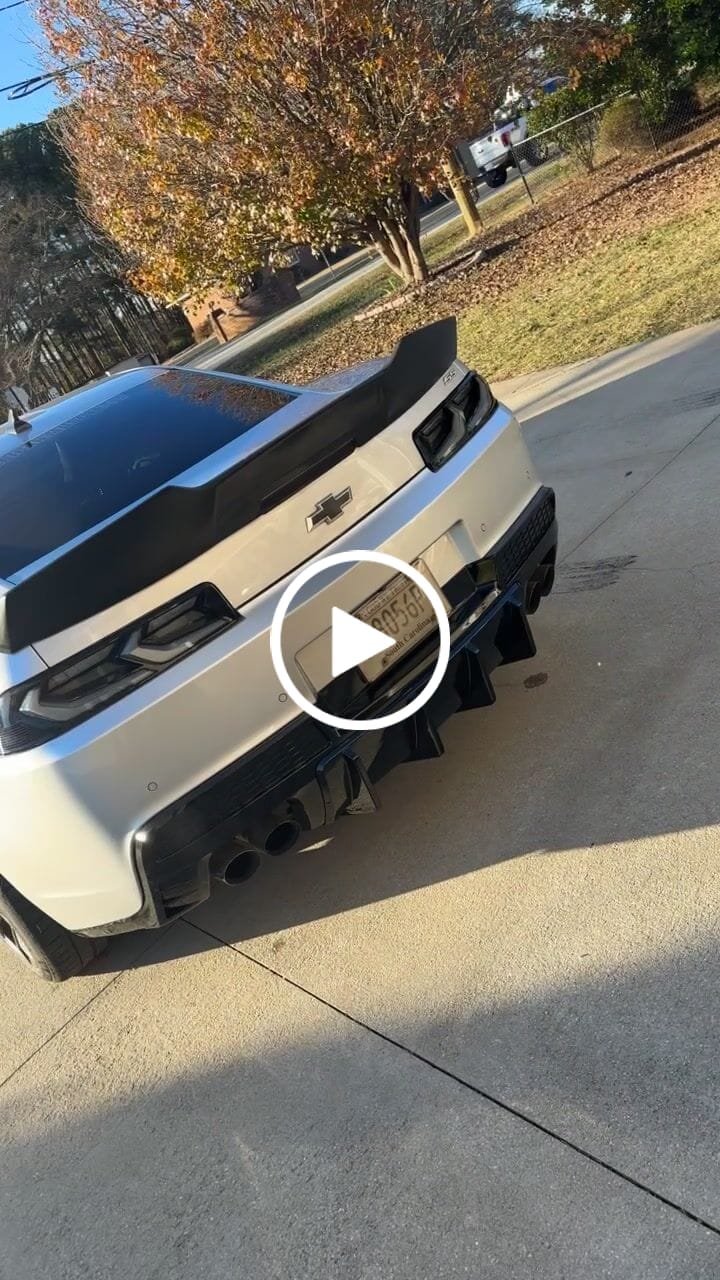 Customer video review of 2014-2015 Chevy Camaro Evo Style Shark Fins Rear Diffuser Quad/Single Tips