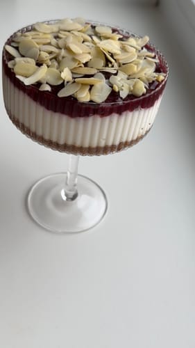 Customer photo review of RIFFLE CHAMPAGNE GLASS | PARIS