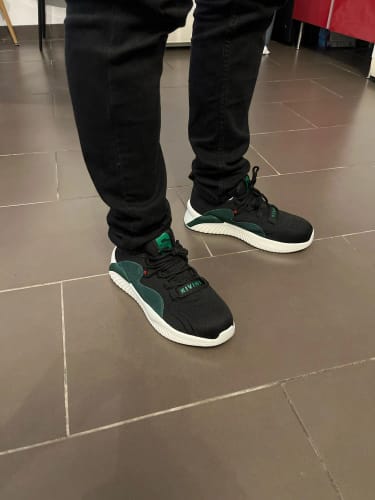 Customer photo review of WorkGuard - Orthopädischer Arbeits- & Sicherheitsschuh