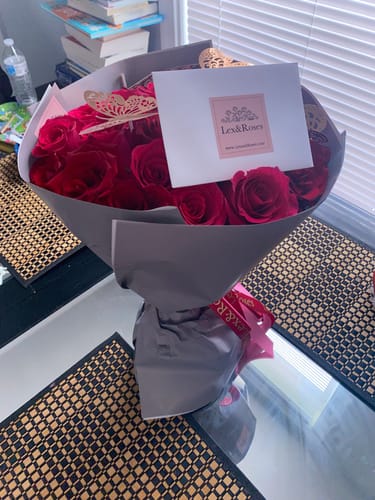 Customer photo review of Red & Hot Pink Rose Bouquet