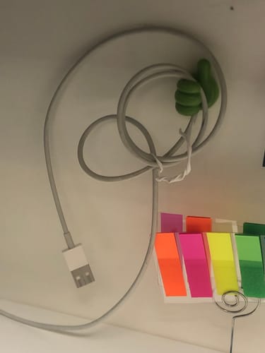 Customer photo review of Gancio A Mano Piccolo Adesivo