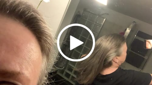 Customer video review of Et strejf af magisk hårpleje