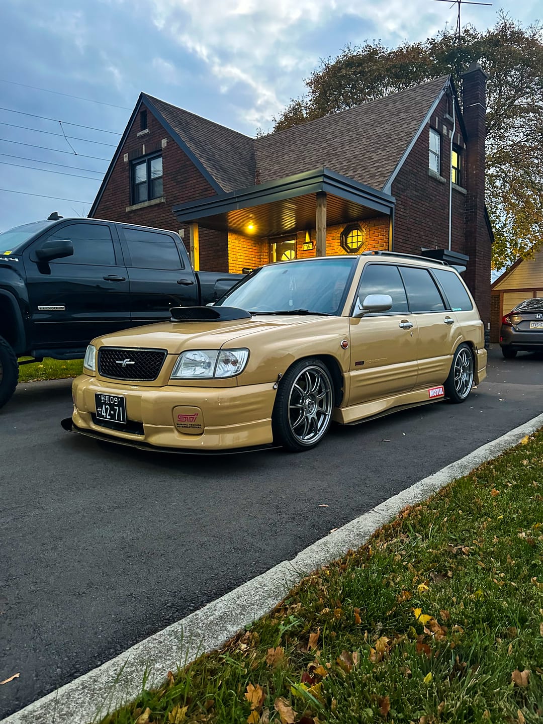 Customer photo review of High Glossy Decent Burlywood / Sand Vinyl Wrap