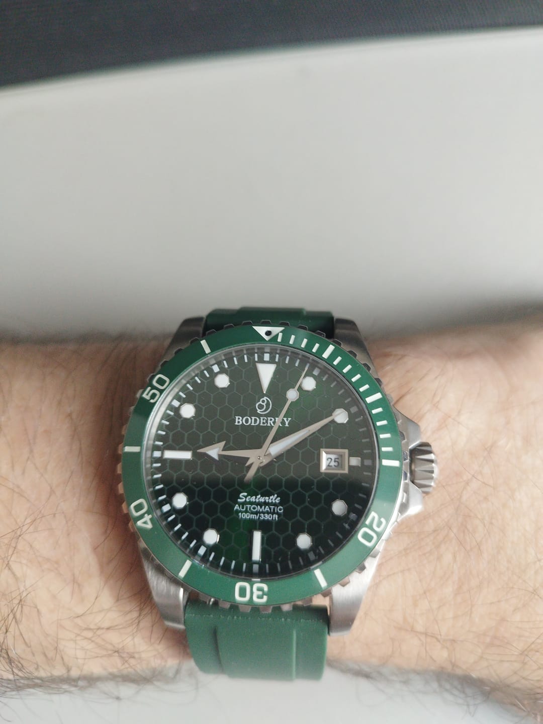 Customer photo review of SEATURTLE.OCEAN(TITANIUM) - Automatic Titanium Diver Watch | Turtle Green