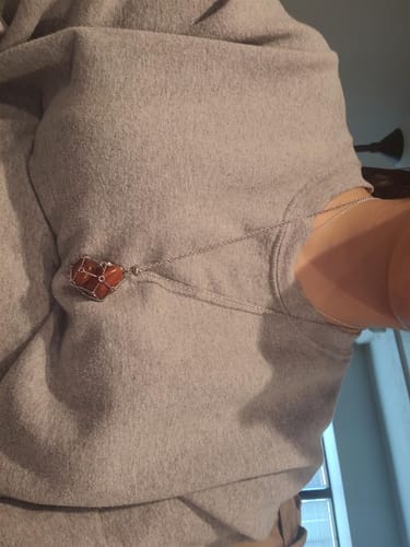 Customer photo review of Crystal Necklace Pouch (Crystal Not Included)