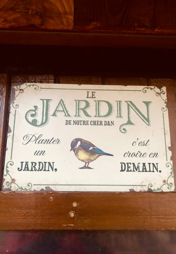 Customer photo review of Joie dans le jardin - Plaque de porte personnalisée