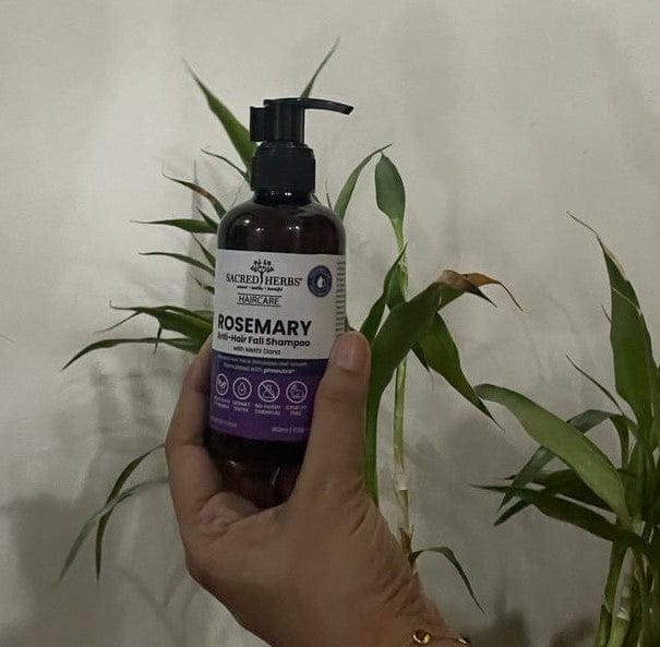 Customer photo review of Rosemary Anti-Hair Fall Shampoo with Rosemary & Methi Dana