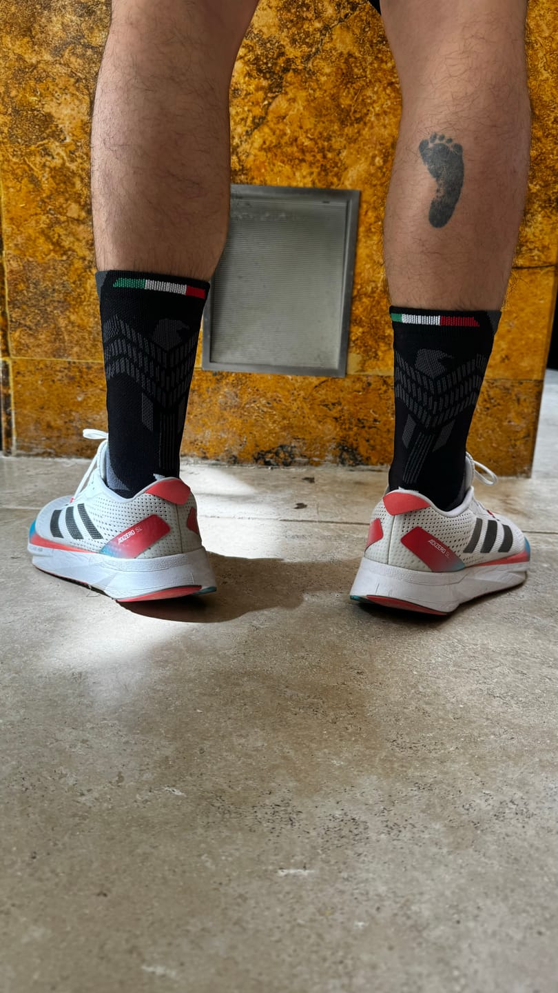 Customer photo review of Erix Negras Cortas