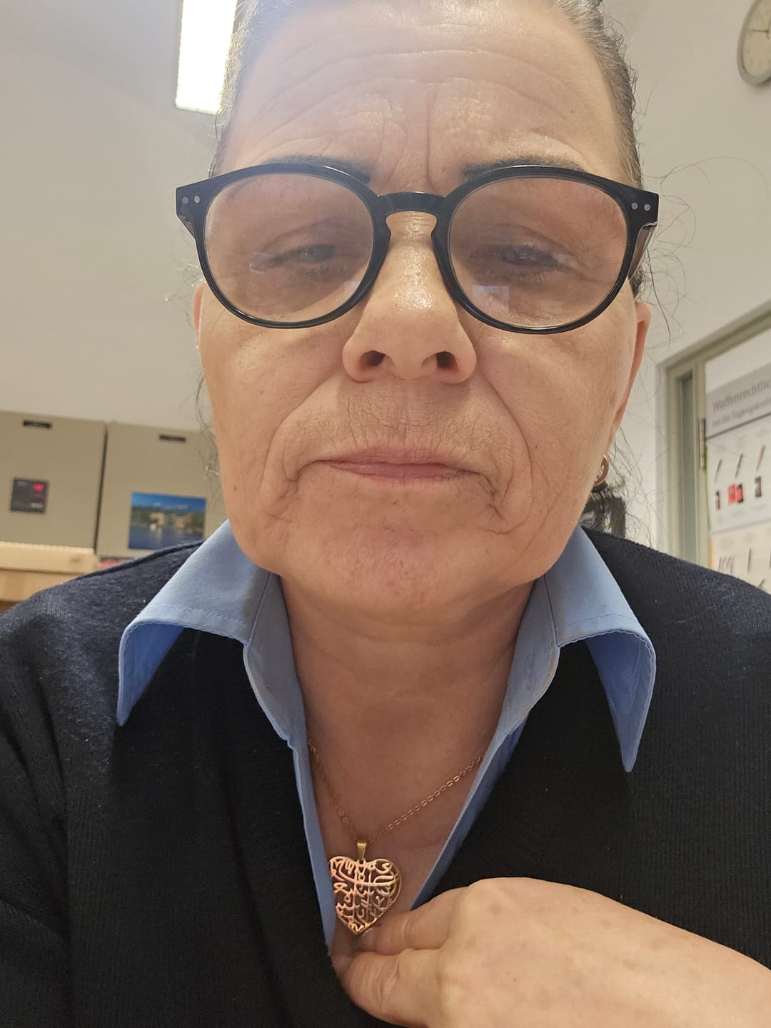 Customer photo review of "Gewiss, mit Erschwernis kommt Erleichterung" Heart Halskette