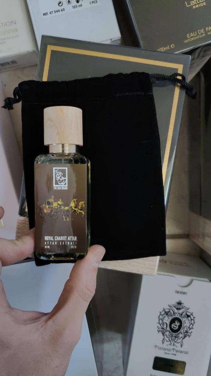 Customer photo review of Royal Chariot Attar