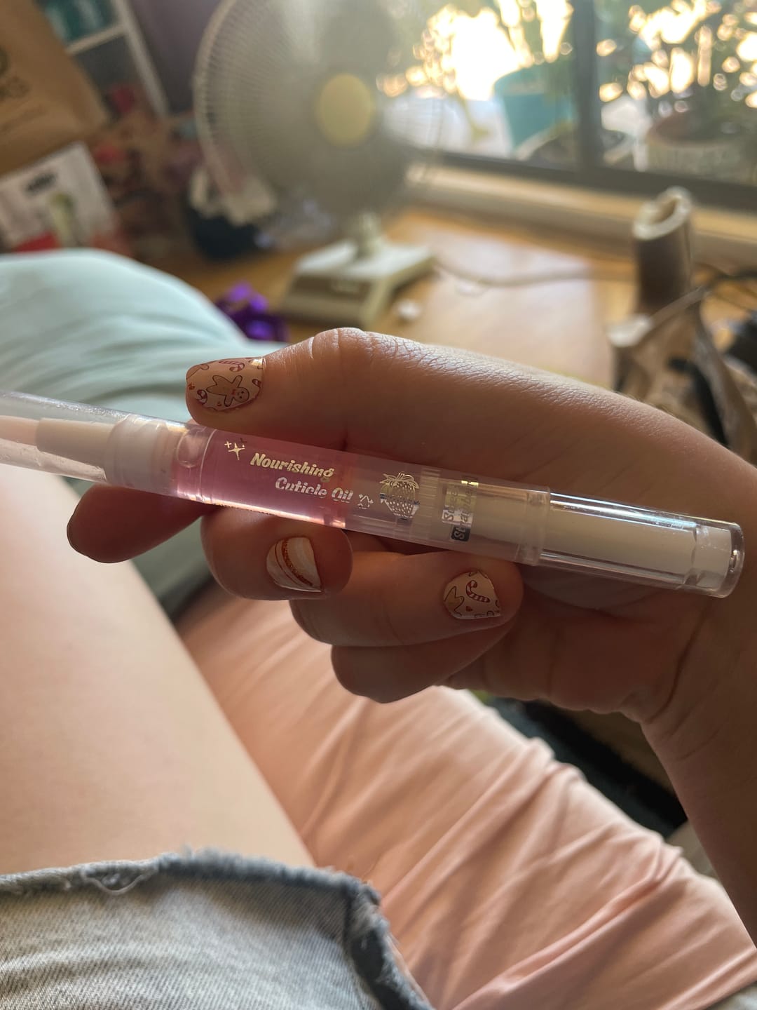 Customer photo review of Nourishing Cuticle Oil Pen & Gellae Nail Remover