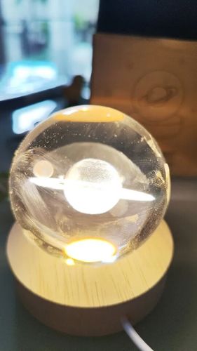 Customer photo review of Ledsen™ CrystalBall - 3D-Solsystemkrystalkugle Med LED-Lys