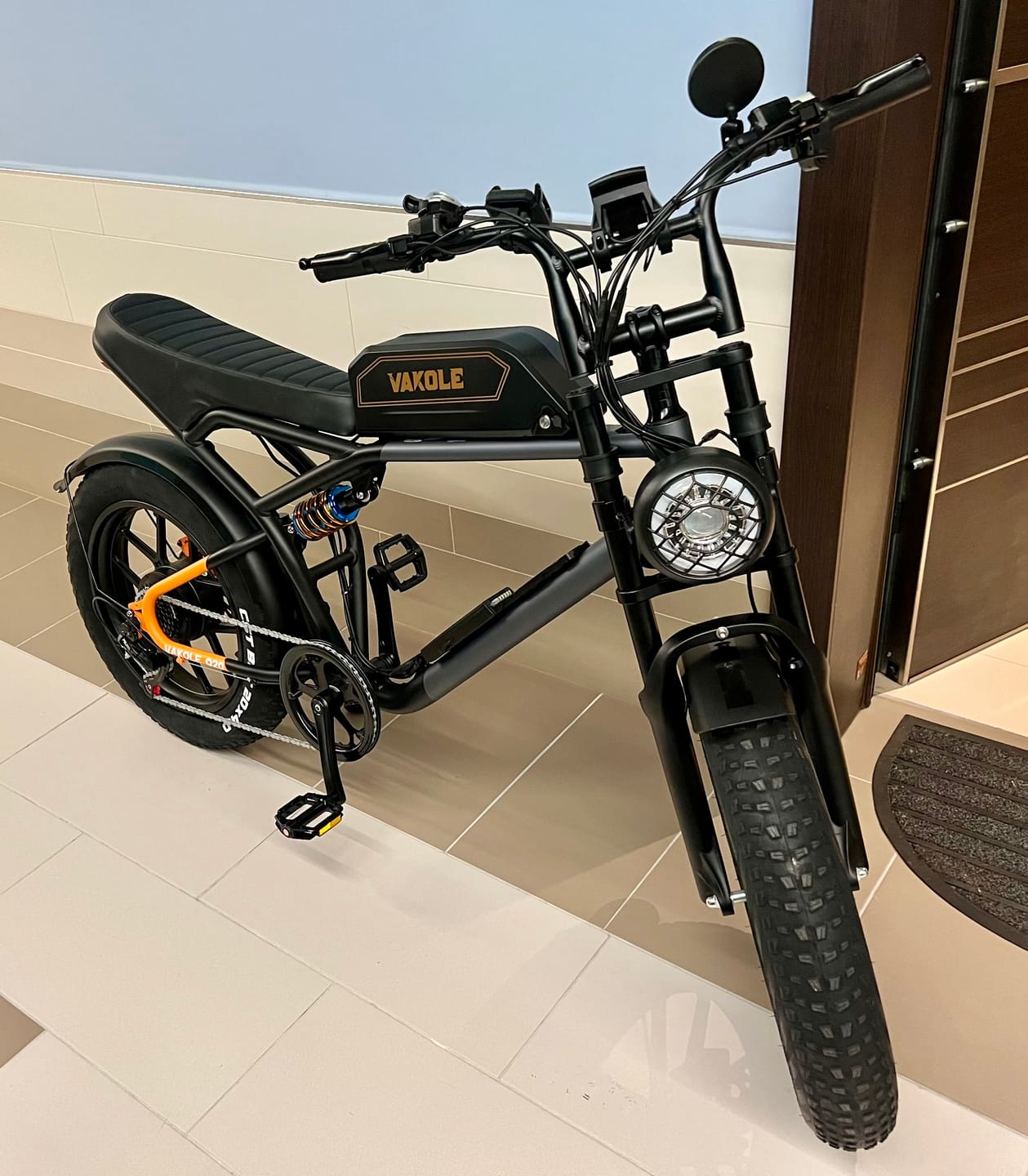 Customer photo review of Vakole Q20 750W 20" Fat Bike Full Suspension E-Mountain Bike with 20Ah*2 Dual Samsung Batteries E-MTB