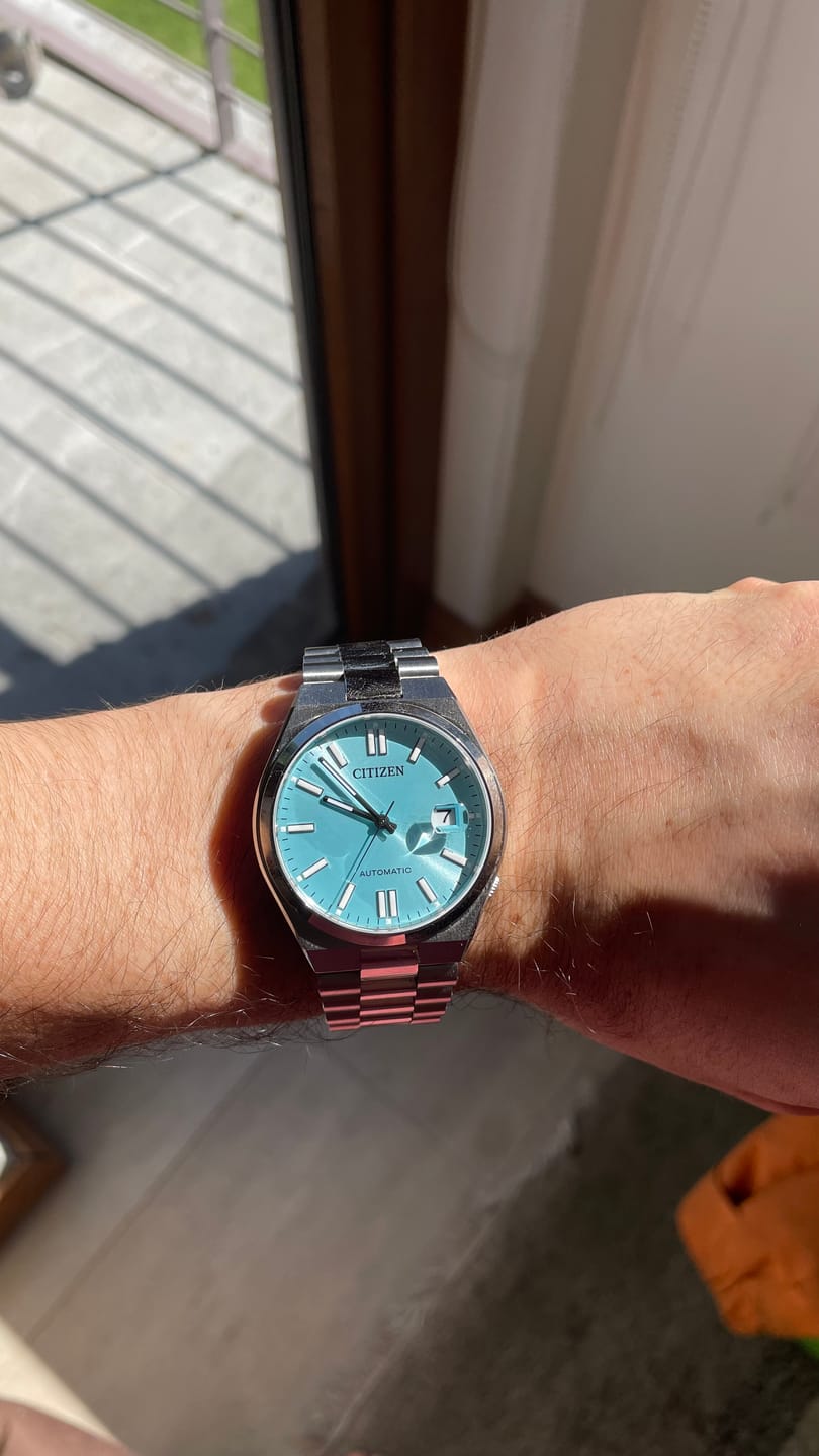Customer photo review of Reloj Citizen Automatic NJ0151-88M Tsuyosa Sapphire Tiffany 40mm