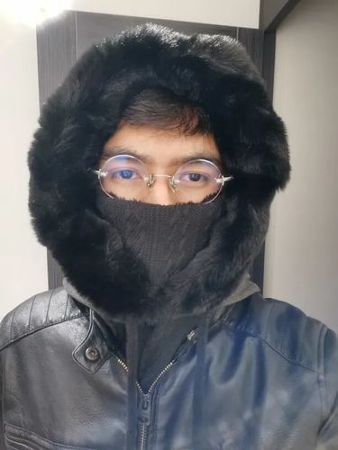 Customer photo review of Icone™ Vinterpels Hue Tørklæde Maske