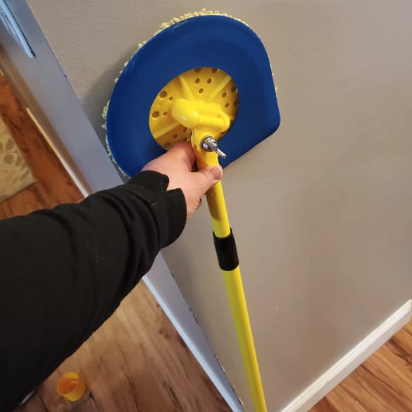 Customer photo review of 5 Minute CleanWalls Multi-Use Mop