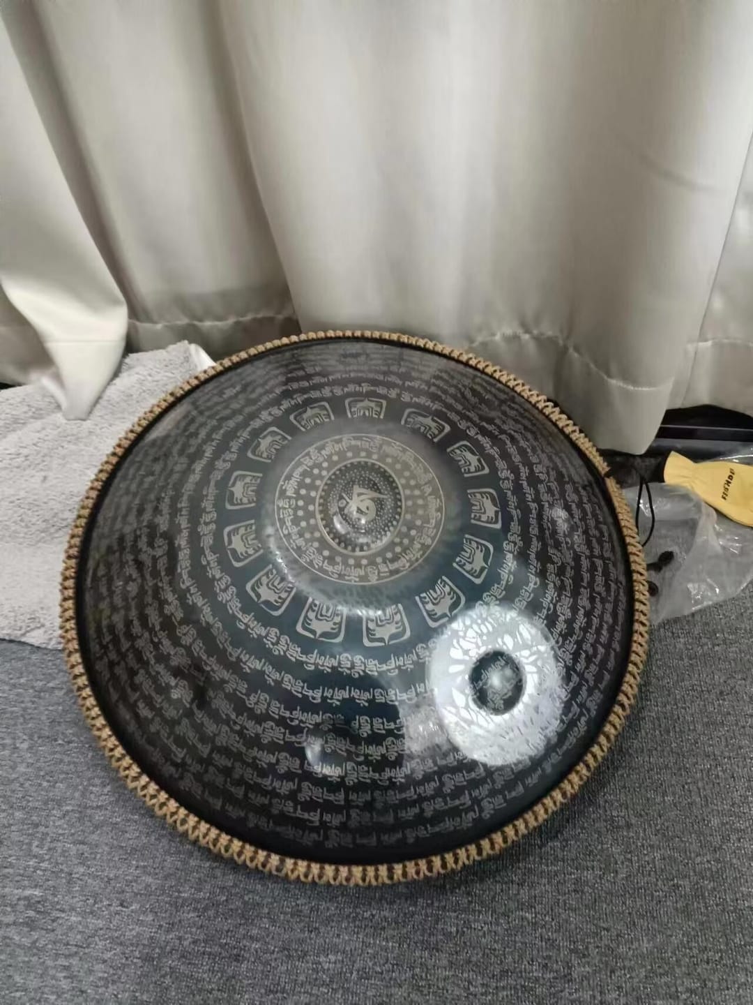 Customer photo review of Cosmos Handpan - Tantra Tibetan Series 9/10/12 Notes Tambourine - Gift Set