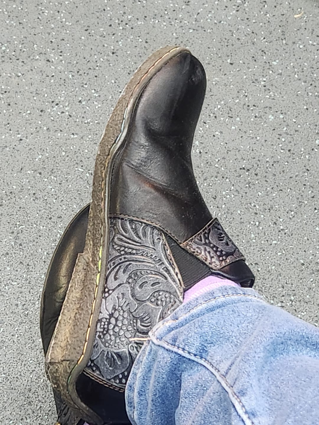 Customer photo review of Vintage Genuine Leather Comfy Flat Shoes