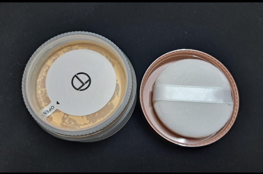 Customer photo review of O.TWO.O LOOSE POWDER