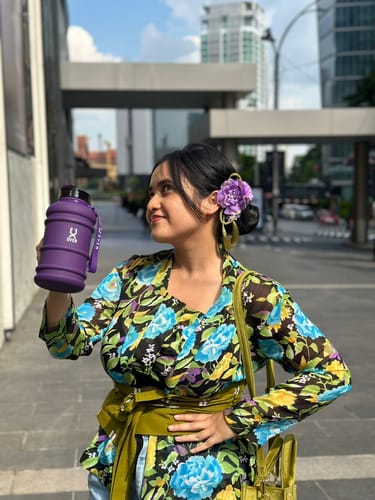 Customer photo review of 600ML Oversized Mini Bottle with Flip Cap