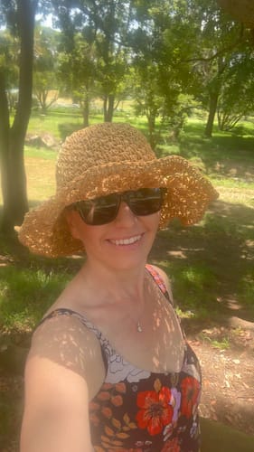 Customer photo review of Gardenia Black Midi Dress