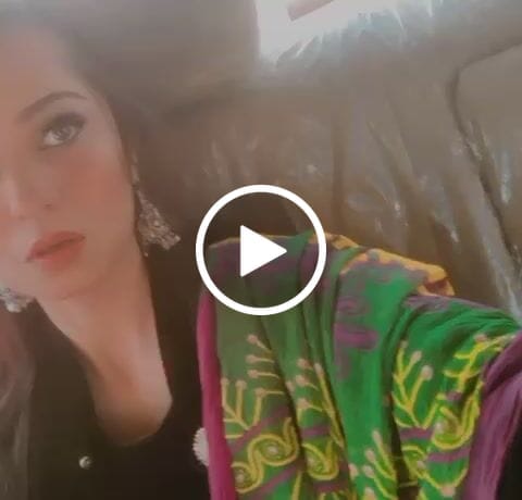 Customer video review of FLINGNETIC MAGNETIC EYE LINER & LASHES KIT (12 Magnets - NEW EDITION)