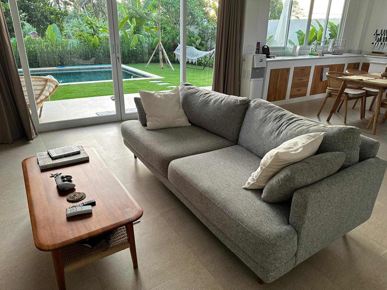Customer photo review of Exclusive Teak & Loom Coffee Table