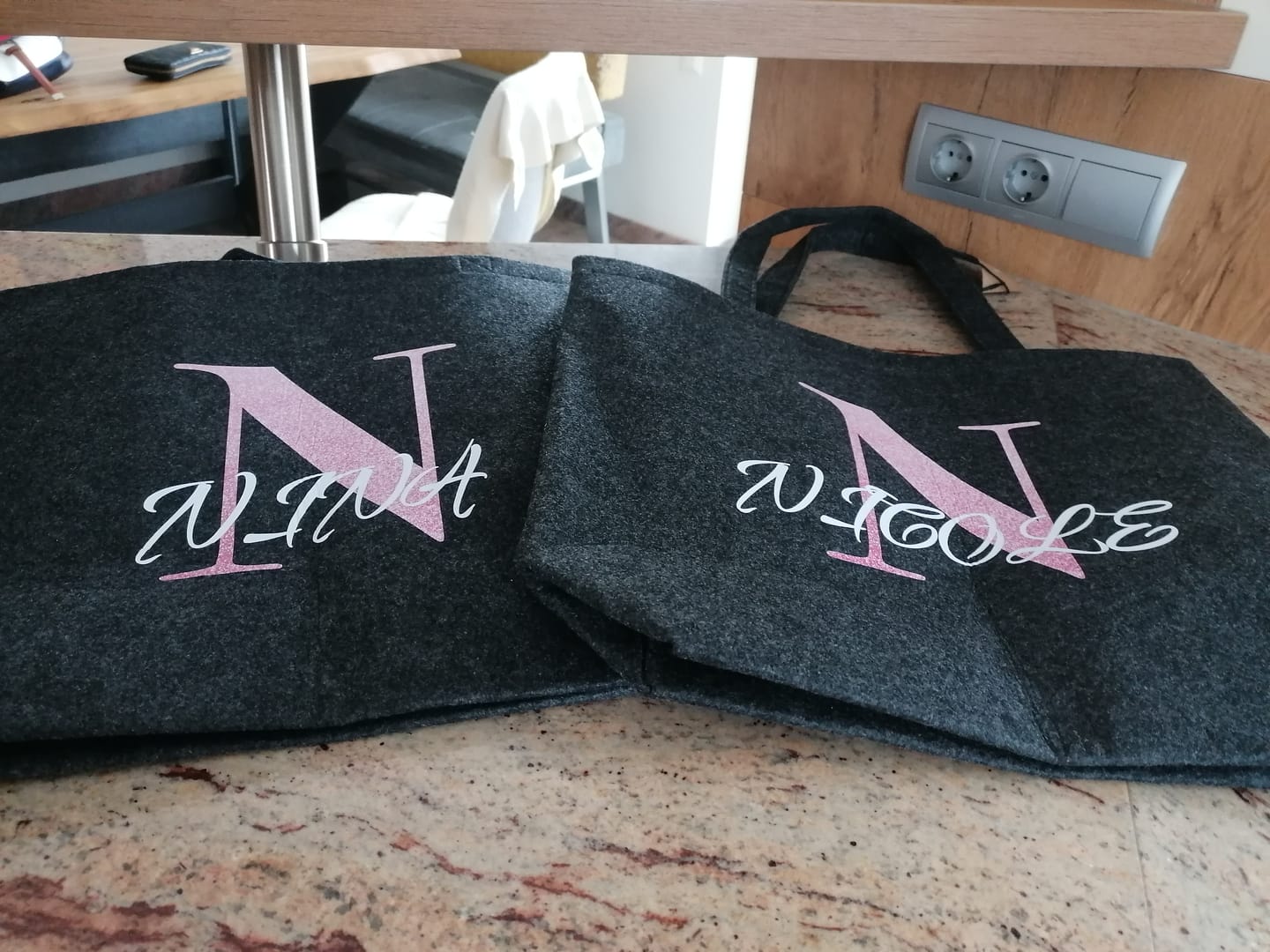 Customer photo review of Initiale - Individuelle Filztasche