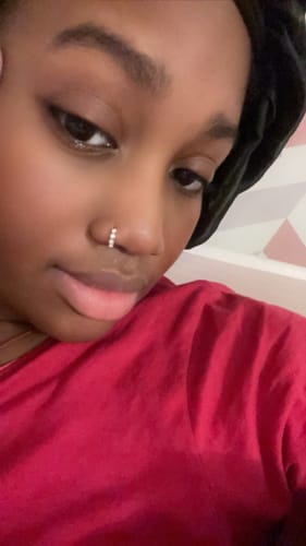 Customer photo review of Piercing au nez Amalya