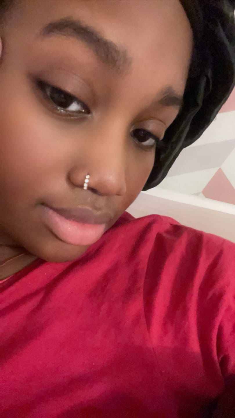 Customer photo review of Piercing au nez Amalya