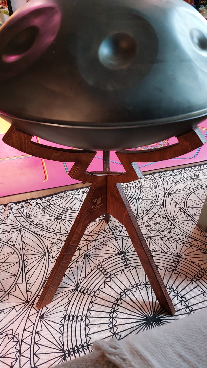Customer photo review of Katanui Sittingstand Handpanständer