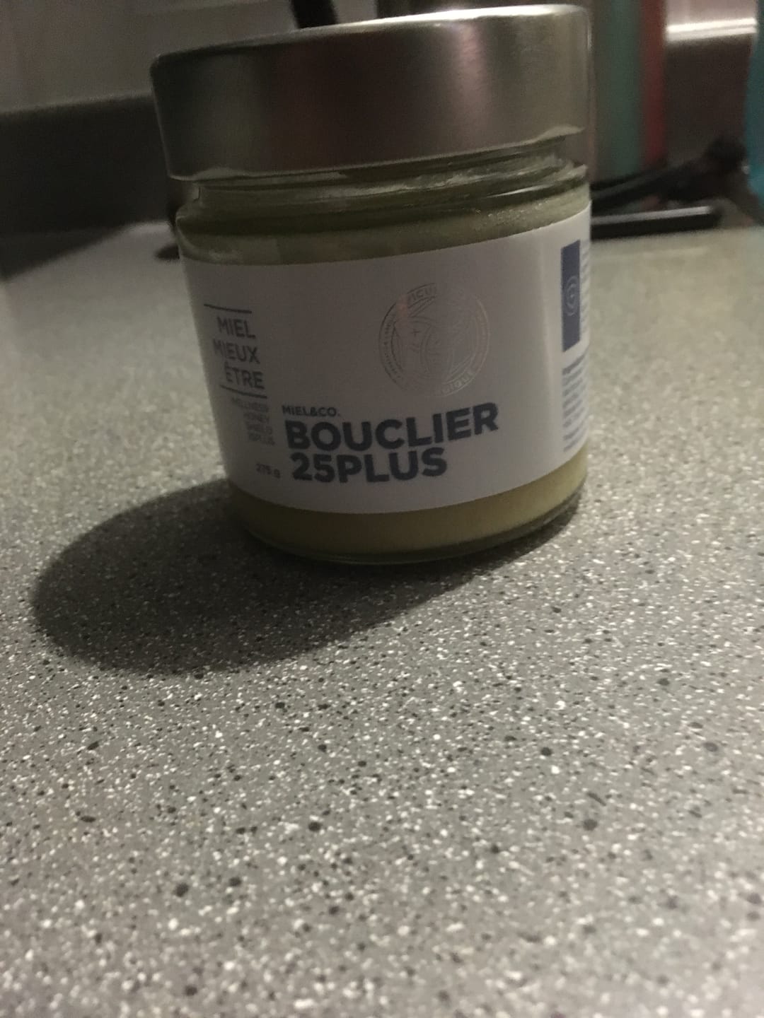 Customer photo review of Miel Mieux-Être Bouclier 25PLUS