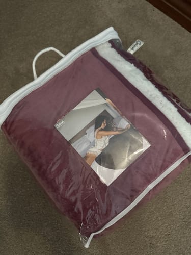 Customer photo review of Waterproof Splash blanket™ - Emerald Green The OG