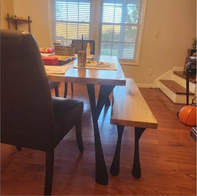 Customer photo review of Metal Bench Legs - 115 Yami - 5W, 16H inch