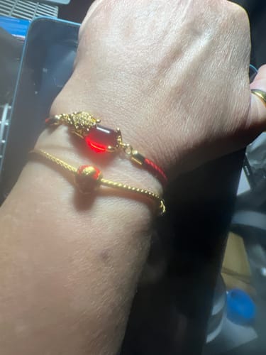 Customer photo review of Buddha Stones Wealth Attractor Red Agate Pixiu Red String Bracelet