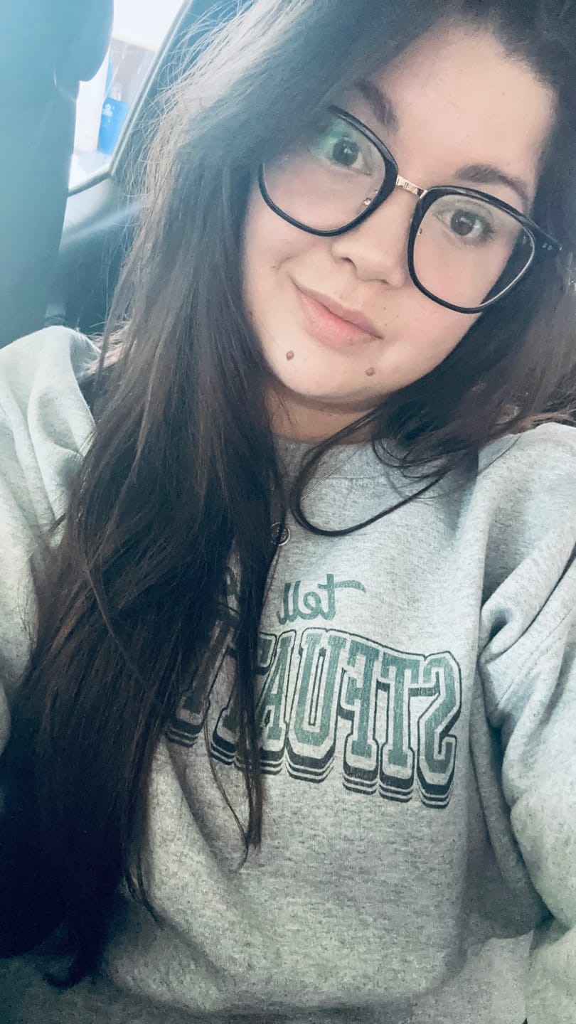 Customer photo review of STFUATTDLAGG sweatshirt