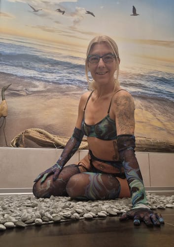 Customer photo review of Carla's Tie Dye Set