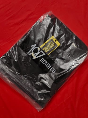 Customer photo review of Stretchable Bootcut Jeans (Black)