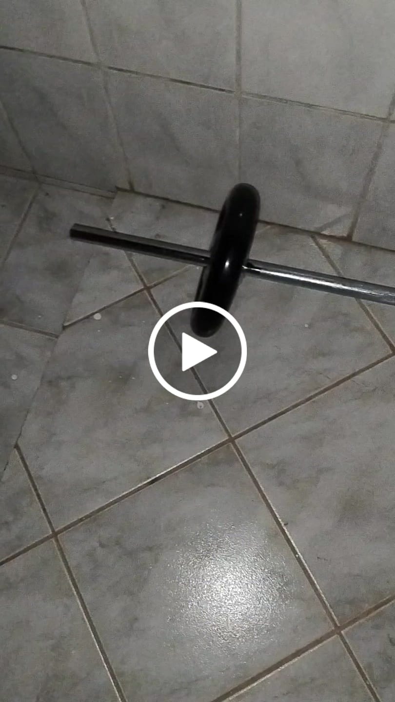 Customer video review of Anilha 10kg Emborracha Furo 31mm