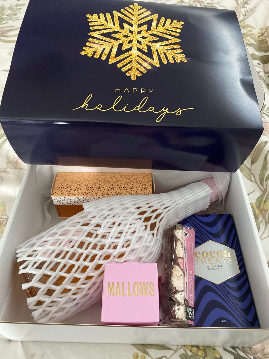 Customer photo review of Pretty in Pink Sparkling Christmas Hamper